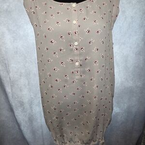 Floral Button-Down Sleeveless Blouse